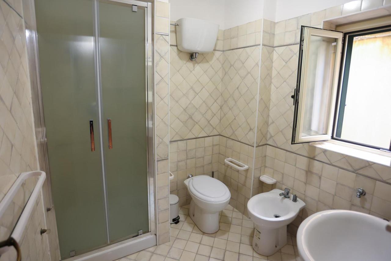 Il Portale 2 Apartment Tropea Luaran gambar